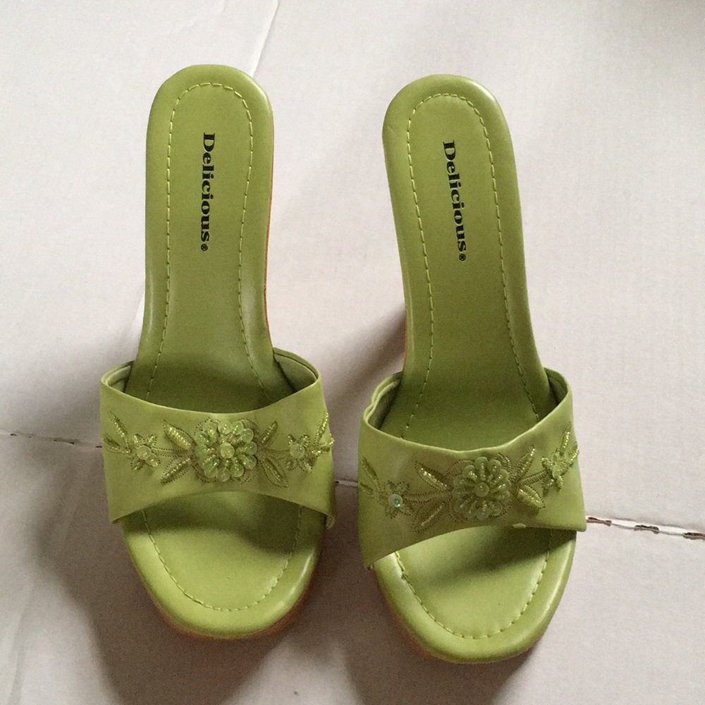 Delicious Brand Lime Green Platform Shoes